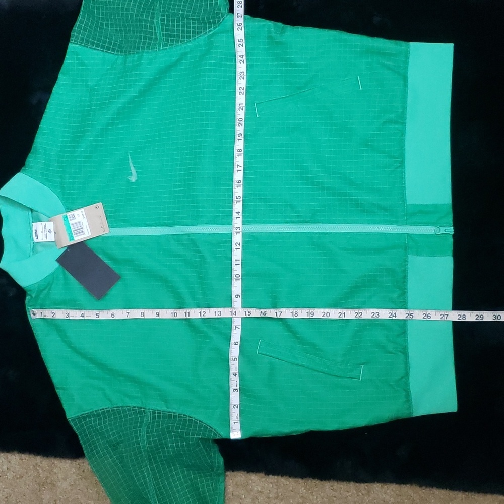 NWT Nike Essentials  Green Varsity Woven Bomber Jacket - Picture 12 of 14